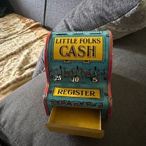 Little cash Register in pristine condition
